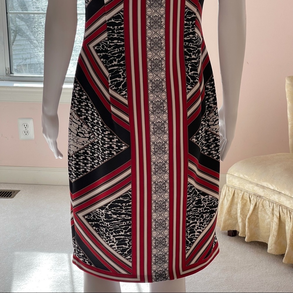 Maggy L Women’s Sleeveless V-neck Geometric Sheath  Midi Dress size 8 - Picture 13 of 14